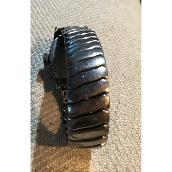 ? 1950's -1960’s  U.S. Time Alice In Wonderland Wristwatch Vintage Not Tested - Picture 2 of 3